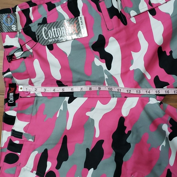 COTTON NET pink camo cargo shorts - Picture 14 of 16